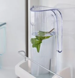 Mepal Flow Waterkan - 1,5 L - Helder 6 Mepal Flow Waterkan - 1,5 L - Helder -Keukenbenodigdheden Winkel 1143x1200