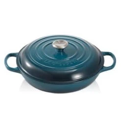 Le Creuset Braadpan Campagnard Signature Deep Teal - ø 30 Cm / 3.5 Liter 8 Le Creuset Braadpan Campagnard Signature Deep Teal - ø 30 Cm / 3.5 Liter -Keukenbenodigdheden Winkel 1197x1200 11