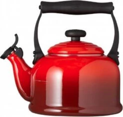 Le Creuset Tradition Fluitketel - 2.1 L - Kersenrood -Keukenbenodigdheden Winkel 1200x1145 10