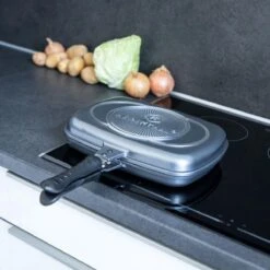 Herenthal Dubbele Grillpan - Ø 28 Cm - Koekenpan - Keramische Pan - Marmeren Coating Met Antiaanbaklaag - PFAS & PFOA Vrij - Pan - Grill - Vermindert Geur, Rook En Oliespatten - Zilver -Keukenbenodigdheden Winkel 1200x1200 1040