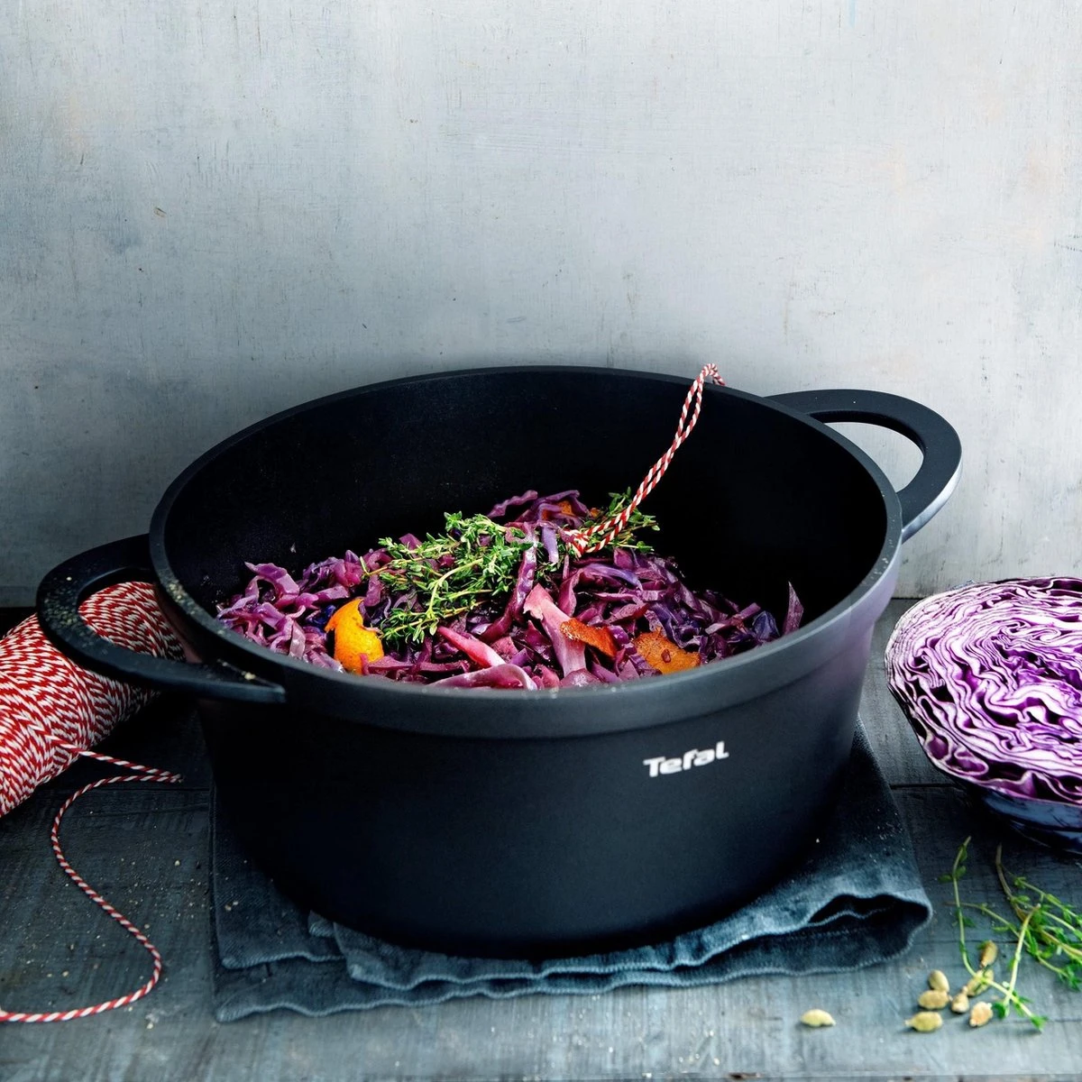 Tefal Trattoria Braadpan - Ø28 Cm - Inclusief Deksel 14 Tefal Trattoria Braadpan - Ø28 Cm - Inclusief Deksel - Afbeelding 14