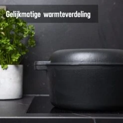 Daumonet Ducasse Gietijzeren Double Use Braadpan - Combi Sudderpan Zwart - 2-in-1 Bak- En Braadpan - PFAS & PFOA Vrij - Rond - Ø 26 Cm - 4,4 Liter - Emaille - Alle Warmtebronnen - Elektrisch - Gas - Halogeen - Inductie - Keramisch -Keukenbenodigdheden Winkel 1200x1200 1203