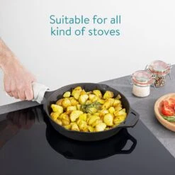 Navaris Gietijzeren Koekenpan - Braadpan Van Gietijzer - Ronde Skillet - Geschikt Voor Alle Warmtebronnen - Ø 25 Cm - Ovenbestendig Tot 260?graden 13 Navaris Gietijzeren Koekenpan - Braadpan Van Gietijzer - Ronde Skillet - Geschikt Voor Alle Warmtebronnen - Ø 25 Cm - Ovenbestendig Tot 260?graden -Keukenbenodigdheden Winkel 1200x1200 1412