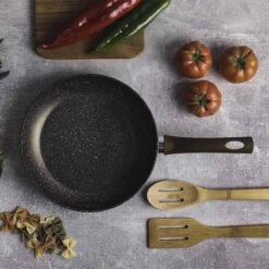 Koekenpan - Ø20cm - Eco Friendly - Champagne -Keukenbenodigdheden Winkel 1200x1200 1443