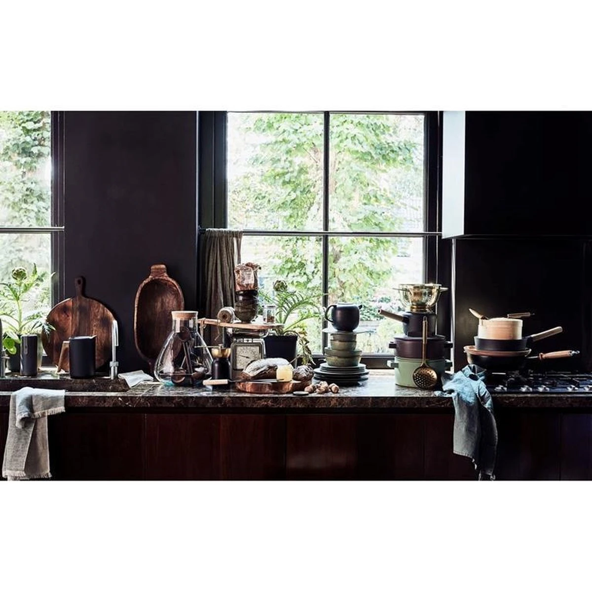 Nordic Kitchen Thermoskan - 1 Liter - Zwart - Eva Solo 2 Nordic Kitchen Thermoskan - 1 Liter - Zwart - Eva Solo - Afbeelding 2