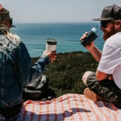 Circular&Co. Herbruikbare To Go Koffiebeker (rCUP) Zwart/geel 12oz/340ml 18 Circular&Co. Herbruikbare To Go Koffiebeker (rCUP) Zwart/geel 12oz/340ml -Keukenbenodigdheden Winkel 1200x1200 384