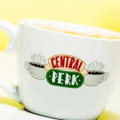 Friends Central Perk Cappuccino Mok -Keukenbenodigdheden Winkel 1200x1200 466