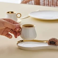 Karaca -Delon- Set Van 2 Koffiekopset-voor Twee Personen-Turkse Koffie-espresso-wit-gold-porselein- 6 Karaca -Delon- Set Van 2 Koffiekopset-voor Twee Personen-Turkse Koffie-espresso-wit-gold-porselein- -Keukenbenodigdheden Winkel 1200x1200 621