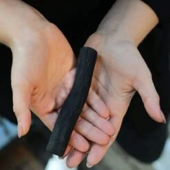 Black + Blum Binchotan Active Charcoal For Eau Good Water Bottles 4-pack -Keukenbenodigdheden Winkel 1200x1200 70