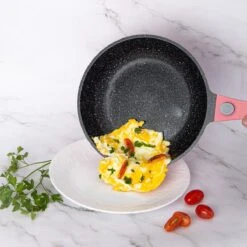 Royalty Line Inductie Pannenset - Luxe 14-delige Pannenset Marmeren Coating - Pannen Met Afneembare Handvaten - Oven-Ready - PFAS-Vrij - Voor Alle Warmtebronnen - Afneembare Koudgrepen - Antiaanbaklaag - Koekenpan Met Glazen Deksels - Roze -Keukenbenodigdheden Winkel 1200x1200 867