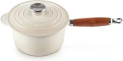 Le Creuset Steelpan - Met Deksel - Tradition - Meringue - ø 18 Cm / 1.8 Liter -Keukenbenodigdheden Winkel 1200x594 1