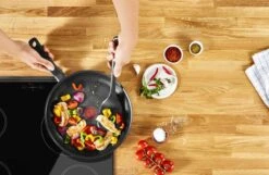 Tefal Easy Chef Koekenpan - Ø 24 Cm -Keukenbenodigdheden Winkel 1200x782 4