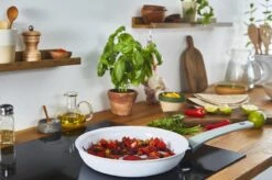 Tefal Natural Chef Koekenpan - Ø 24 Cm -Keukenbenodigdheden Winkel 1200x797 2