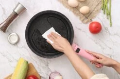 Royalty Line Inductie Pannenset - Luxe 14-delige Pannenset Marmeren Coating - Pannen Met Afneembare Handvaten - Oven-Ready - PFAS-Vrij - Voor Alle Warmtebronnen - Afneembare Koudgrepen - Antiaanbaklaag - Koekenpan Met Glazen Deksels - Roze -Keukenbenodigdheden Winkel 1200x799 35