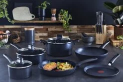Tefal Black Stone Hapjespan - Ø 24 Cm -Keukenbenodigdheden Winkel 1200x800 143
