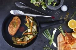 Tefal Black Stone Koekenpan - Ø 28 Cm -Keukenbenodigdheden Winkel 1200x801 17