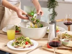 Joseph Joseph - Uno Saladeschaal - Met Saladebestek -Keukenbenodigdheden Winkel 1200x899 2