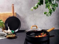 Gero Mark Hapjespan Met Deksel Ø 28 Cm - Aluminium - Inductie - PFAS-vrij 10 Gero Mark Hapjespan Met Deksel Ø 28 Cm - Aluminium - Inductie - PFAS-vrij -Keukenbenodigdheden Winkel 1200x900 112