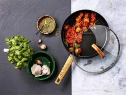 Gero Mark Hapjespan Met Deksel Ø 28 Cm - Aluminium - Inductie - PFAS-vrij 9 Gero Mark Hapjespan Met Deksel Ø 28 Cm - Aluminium - Inductie - PFAS-vrij -Keukenbenodigdheden Winkel 1200x906 23