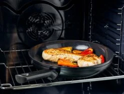 BK Easy Induction Ceramic Koekenpan - Ø28 Cm - PFAS-vrij 24 BK Easy Induction Ceramic Koekenpan - Ø28 Cm - PFAS-vrij -Keukenbenodigdheden Winkel 1200x907 5