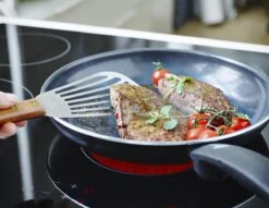 GreenPan Cambridge Koekenpannenset Ø 20cm + Ø 28cm - Zwart - Inductie - PFAS-vrij 28 GreenPan Cambridge Koekenpannenset Ø 20cm + Ø 28cm - Zwart - Inductie - PFAS-vrij -Keukenbenodigdheden Winkel 1200x926 17