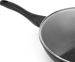 Swiss Pro+ Wokpan - Met Glazen Deksel - 28cm - Zwart 7 Swiss Pro+ Wokpan - Met Glazen Deksel - 28cm - Zwart -Keukenbenodigdheden Winkel 1200x997 2