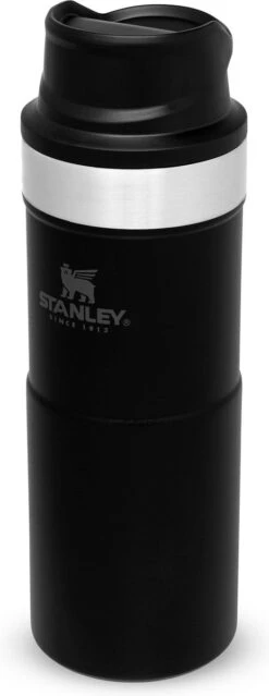 Stanley Trigger-Action Travel Mug 0.35L - Thermosfles - Matt Black -Keukenbenodigdheden Winkel 464x1200 1
