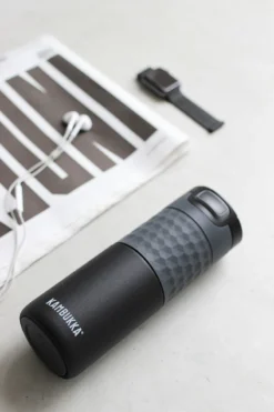 Kambukka Etna Grip Thermosbeker 500 Ml - Makkelijk Reinigen - Lekvrije Koffiebeker - Zwart 37 Kambukka Etna Grip Thermosbeker 500 Ml - Makkelijk Reinigen - Lekvrije Koffiebeker - Zwart -Keukenbenodigdheden Winkel 800x1200 2